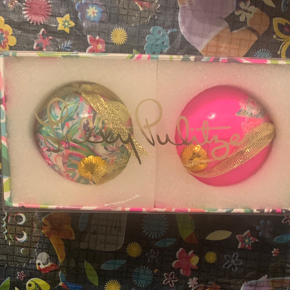 Lilly Pulitzer ornaments Set